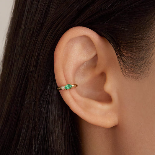 Stone And Strand Emerald Luxe Earcuff