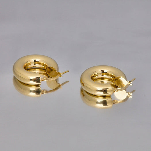 Stone And Strand Gold Doughnut Hoops