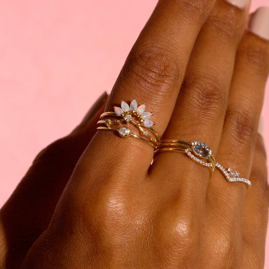 Stone And Strand In The Stars Ring