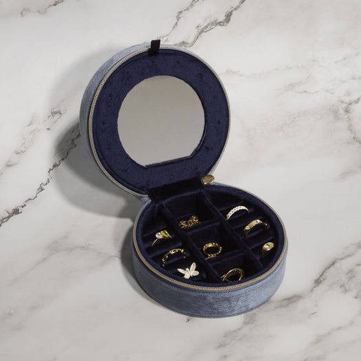 Stone And Strand Jewelry Case