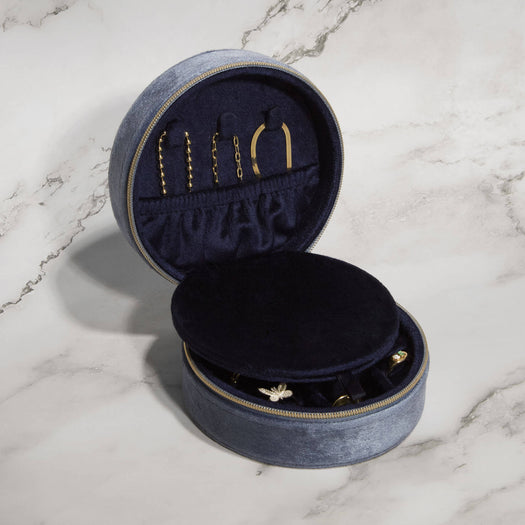 Stone And Strand Jewelry Case