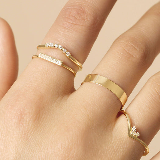 Stone And Strand Mama Bar Ring With Diamond