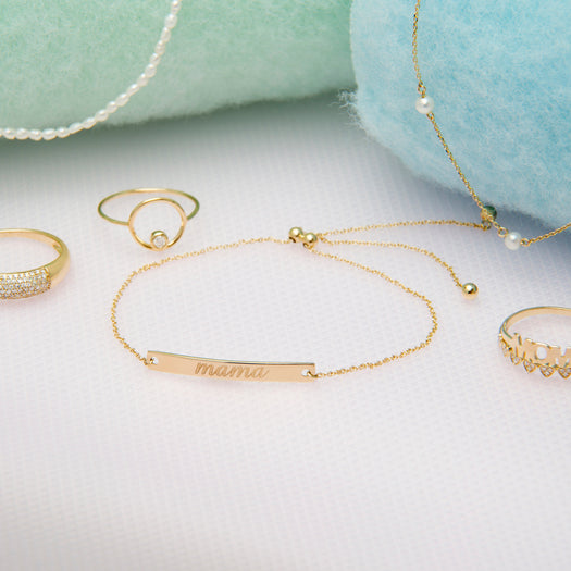 Stone And Strand Mama Bar Slider Bracelet