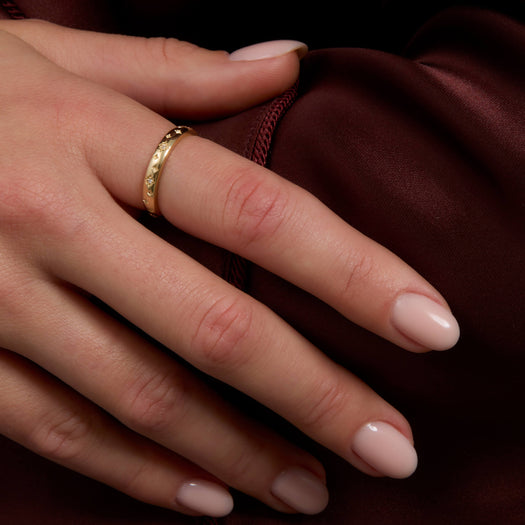 Stone And Strand Northern Star Diamond Band