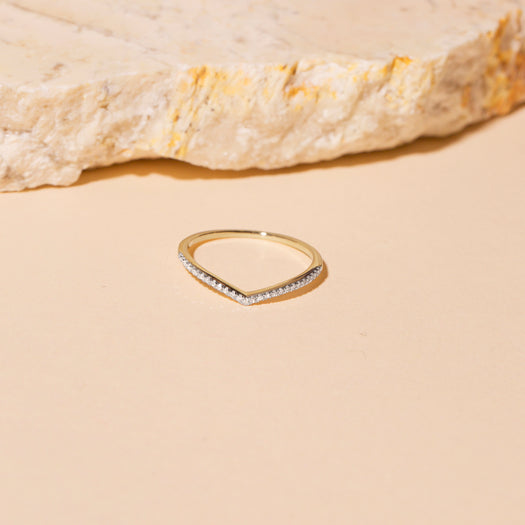 Stone And Strand Pave Diamond V Band