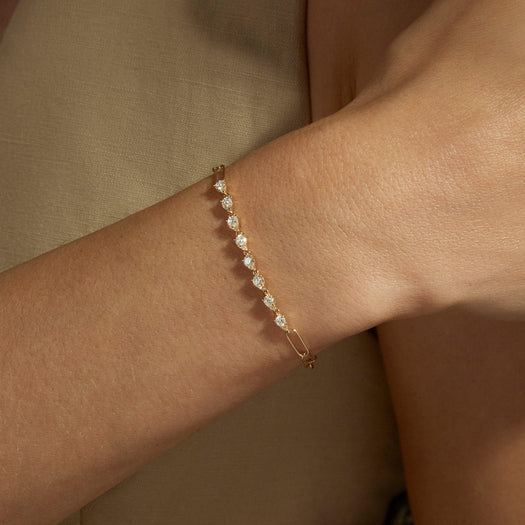 Stone And Strand Perfect Pear Diamond Bracelet
