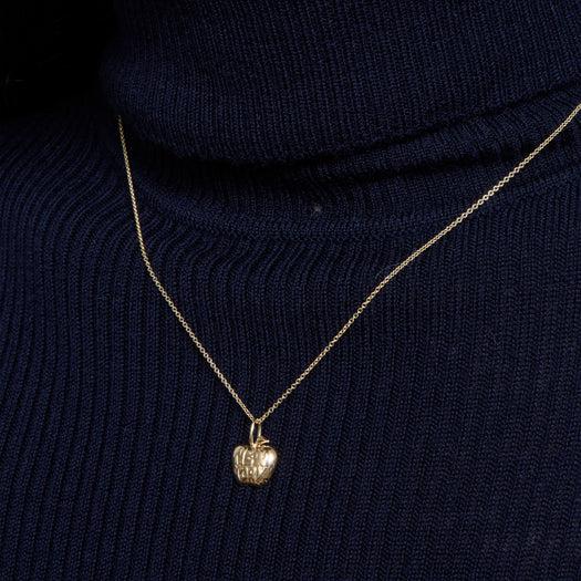 Stone And Strand The Big Apple Necklace