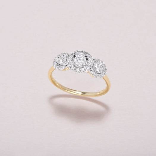 Stone And Strand The Josephine Ring In Yellow Gold