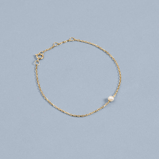 Stone And Strand Tiny Solitaire Pearl Bracelet