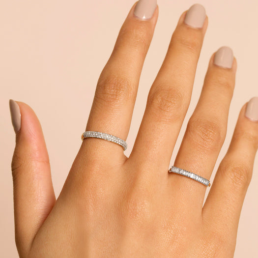 Stone And Strand Up And Down Baguette Diamond Line Band