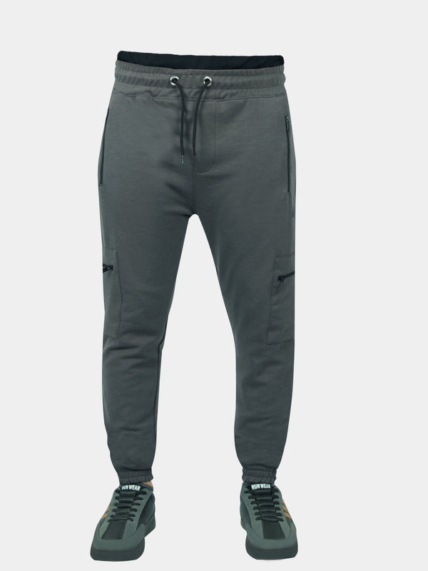 stone harbor MEN'S CHARCOAL ZIPPED CARGO JOGGER