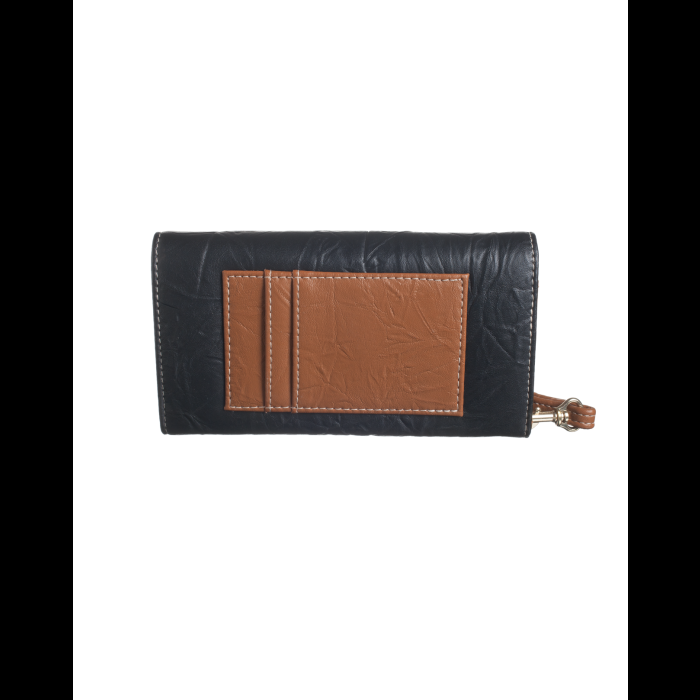 Stone Mountain Nancy Wrinkled Leather Large Tri-Fold Wallet W/wristlet