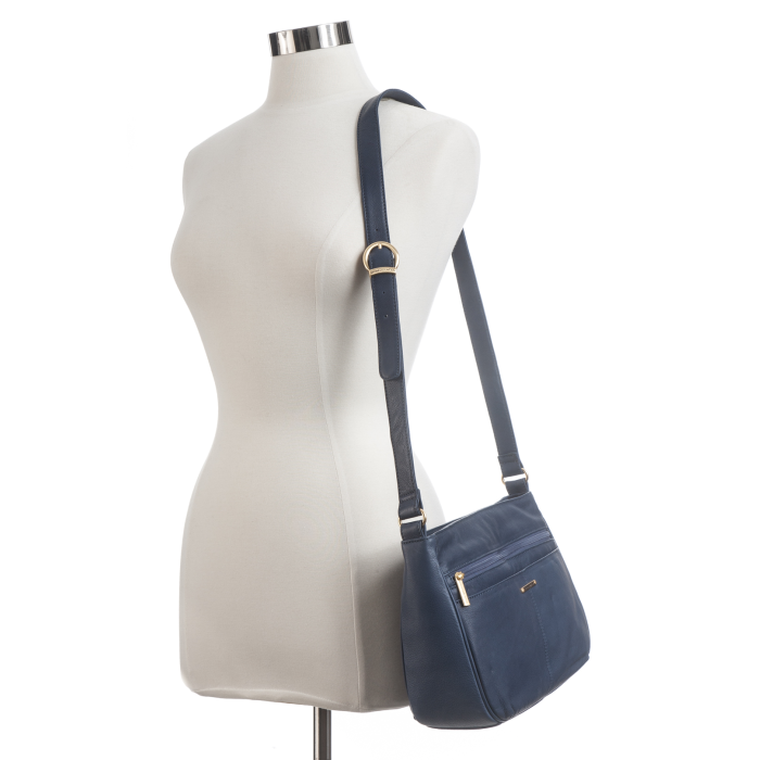 Stone Mountain Hampton Multicompartment Hobo
