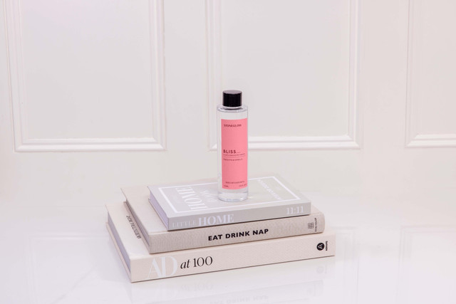 Stoneglow Affirmations - Bliss - Fresh Fig & Vanilla - Scented Reed Diffuser Refill 210ml