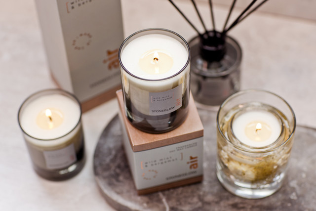 Stoneglow Elements - Air - Wild Mint & Bergamot - Soy Wax Scented Candle - Boxed Tumbler (80 X 70mm)