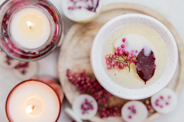 Stoneglow Elements - Fire - Red Pepper & Cardamom - Botanical Scented Soy Wax Melts 124g