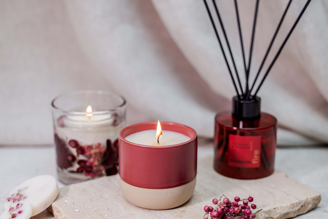 Stoneglow Elements - Fire - Red Pepper & Cardamom - Scented Soy Wax Ceramic Candle Tumbler (68x75mm) - Red