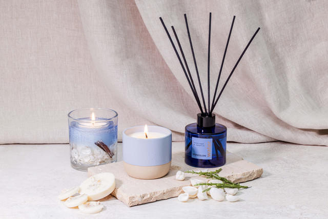 Stoneglow Elements - Water - Wood Sage & Samphire - Scented Soy Wax Ceramic Candle Tumbler (68x75mm) - Blue