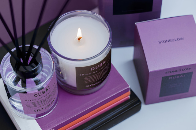 Stoneglow Explorer - Dubai - Spice Up Your Life - Soy Wax Scented Candle (90 X 80mm) 220gRA