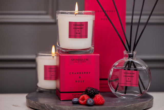 Stoneglow Modern Classics - Cranberry & Rose - Scented Candle - Boxed Tumbler (90 X 80mm)