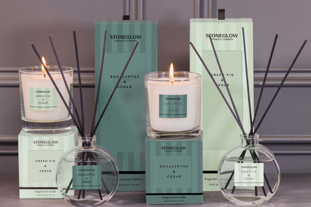 Stoneglow Modern Classics - Eucalyptus & Cedar - Scented Candle - Boxed Tumbler (90 X 80mm)