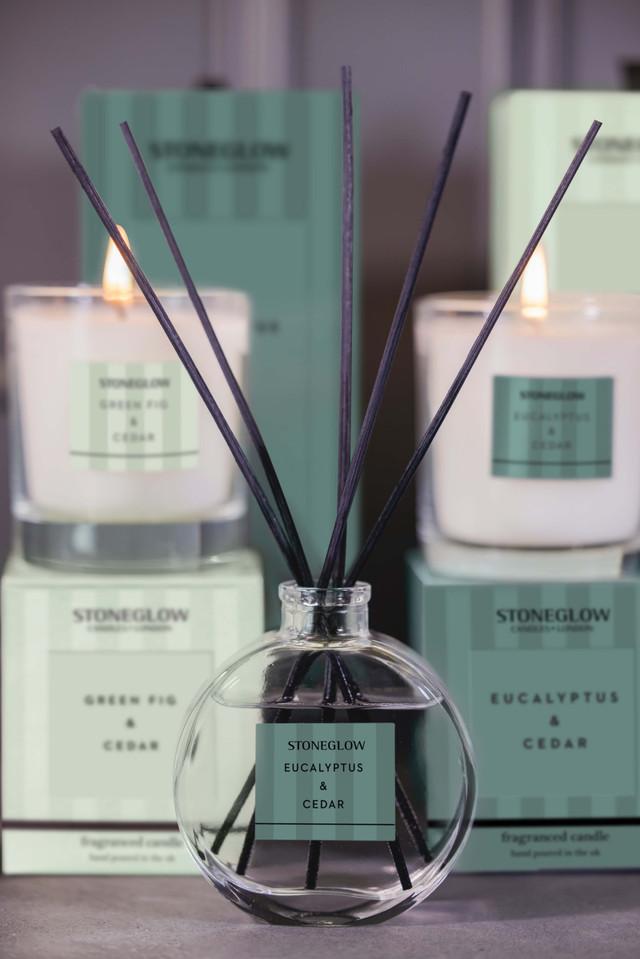 Stoneglow Modern Classics - Eucalyptus & Cedar - Scented Reed Diffuser 120ml
