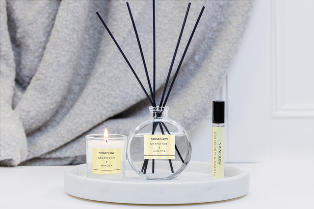 Stoneglow Modern Classics - Grapefruit & Mimosa - Gift Set - 120ml Diffuser 15ml Scented Home Mist Spray 9cl Scented Candle
