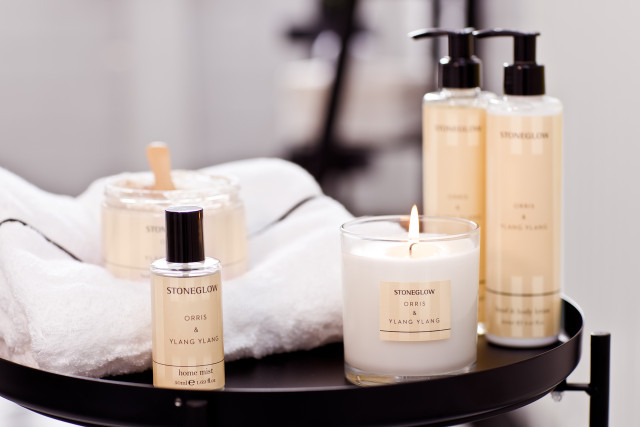 Stoneglow Modern Classics - Orris & Ylang Ylang - Scented Candle - Boxed Tumbler (90 X 80mm)