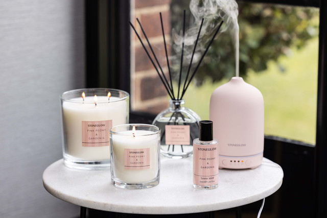 Stoneglow Modern Classics - Pink Peony & Gardenia - Scented Candle - Boxed Tumbler