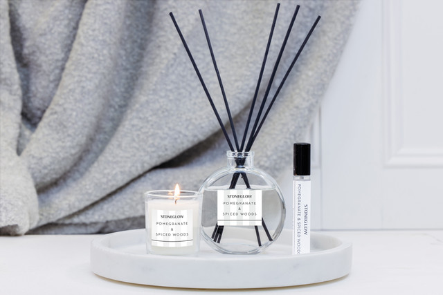Stoneglow Modern Classics - Pomegranate & Spiced Woods - Gift Set - 120ml Diffuser 15ml Scented Home Mist Spray 9cl Scented Candle