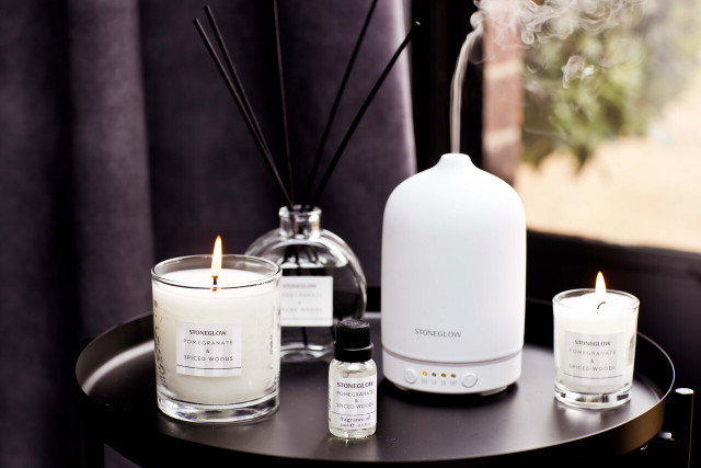 Stoneglow Modern Classics - Pomegranate & Spiced Woods - Scented Candle - Boxed Tumbler