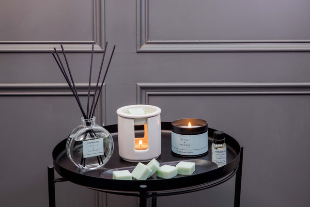 Stoneglow Modern Classics - Sea Salt & Oakmoss - Scented Fragrance Oil 15ml