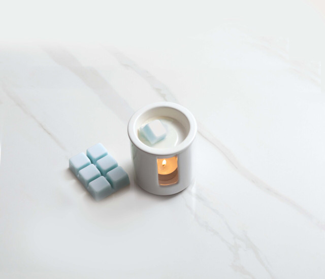 Stoneglow Modern Classics - Sea Salt & Oakmoss Soy Wax Melt Bar 79 Grams