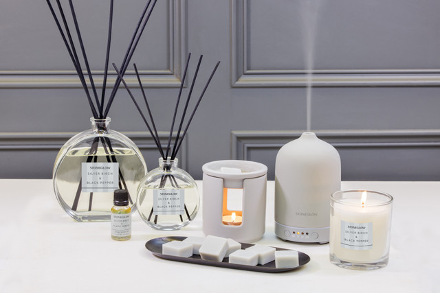 Stoneglow Modern Classics - Silver Birch & Black Pepper - Scented Candle - Boxed Tumbler