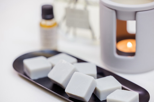 Stoneglow Modern Classics - Silver Birch & Black Pepper - Scented Soy Wax Melts