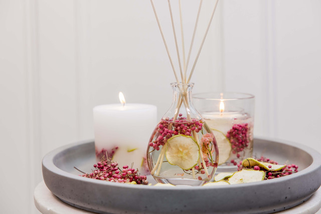 Stoneglow Nature's Gift - Apple & Pear Blossom - Scented Reed Diffuser 180ml