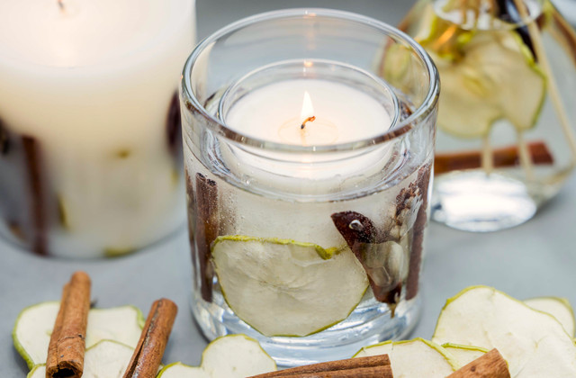 Stoneglow Nature's Gift - Spiced Orchard - Scented Natural Wax Gel Candle (120 X 100mm)