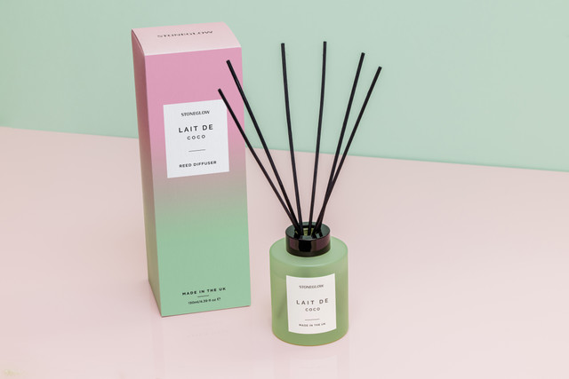 Stoneglow Sol - Lait De Coco - Scented Reed Diffuser 130ml - Green Glass