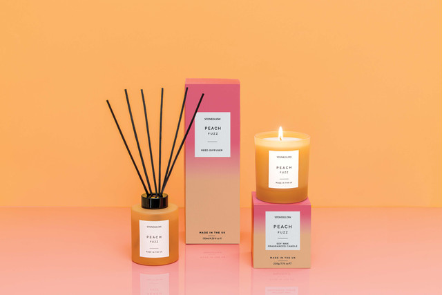 Stoneglow Sol - Peach Fuzz - Scented Reed Diffuser 130ml - Orange Glass
