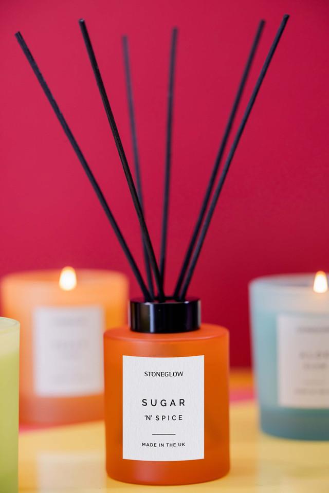 Stoneglow Sol - Sugar 'n' Spice - Scented Reed Diffuser 130ml - Dark Orange Glass