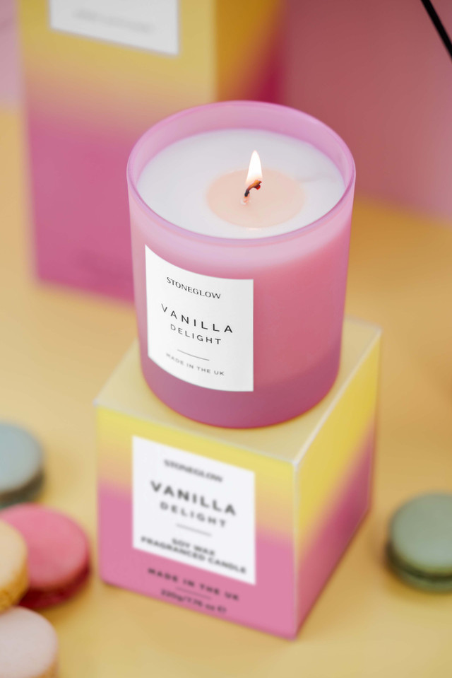 Stoneglow Sol - Vanilla Delight - Soy Wax Scented Candle Tumbler (90 X 80mm) - Pink Glass