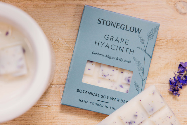 Stoneglow The Walled Garden - Grape Hyacinth - Gardenia | Muguet | Hyacinth - Scented Botanical Soy Wax Melt Snap Bar - 76 Grams
