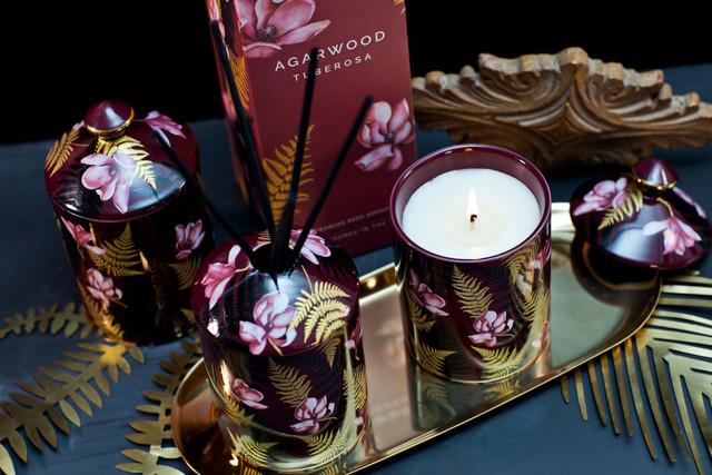 Stoneglow Urban Botanics - Ceramic - Agarwood | Tuberosa - Scented Candle (150 X 85mm)