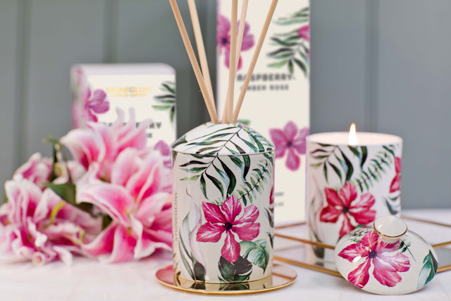 Stoneglow Urban Botanics - Ceramic - Raspberry | Amber Rose - Scented Candle (150 X 85mm)