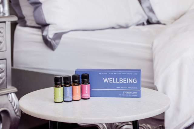 Stoneglow Wellbeing - 4 X10ml 100% Essential Oil Blend - BE HAPPY - DE-STREES - SLEEP WELL - PURE BLISS Gift Set
