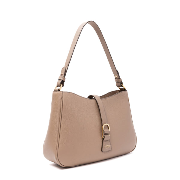 Stow Beth Shoulder