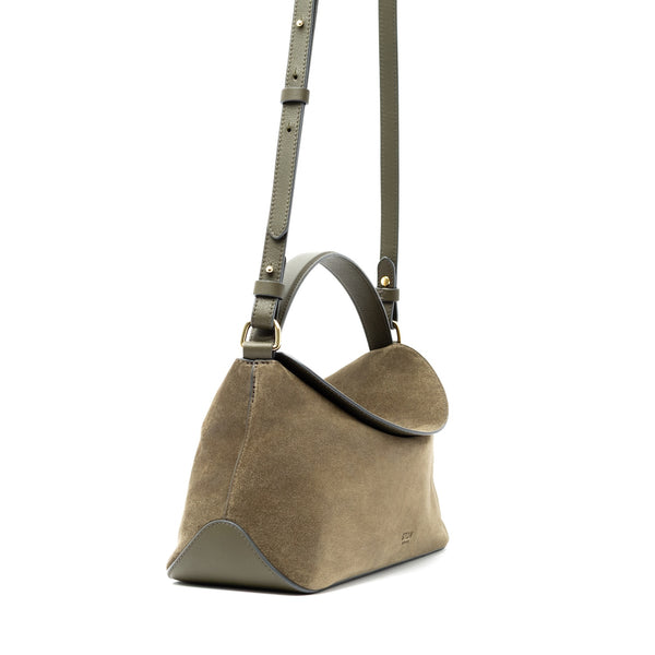 Stow East West Curve Bag