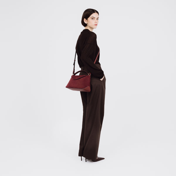 Stow East West Curve Bag