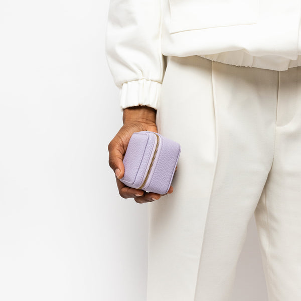 Stow Hester Essentials Case