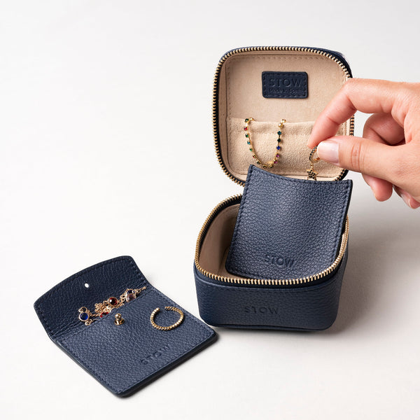 Stow Hester Essentials Case